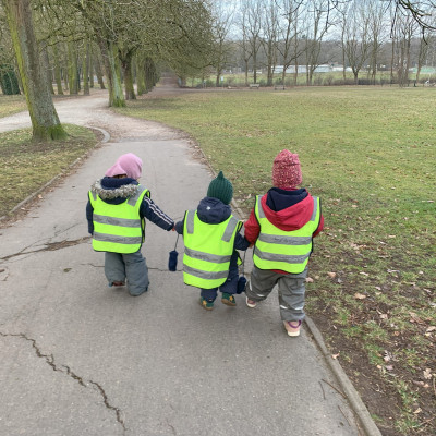 Durch den Park